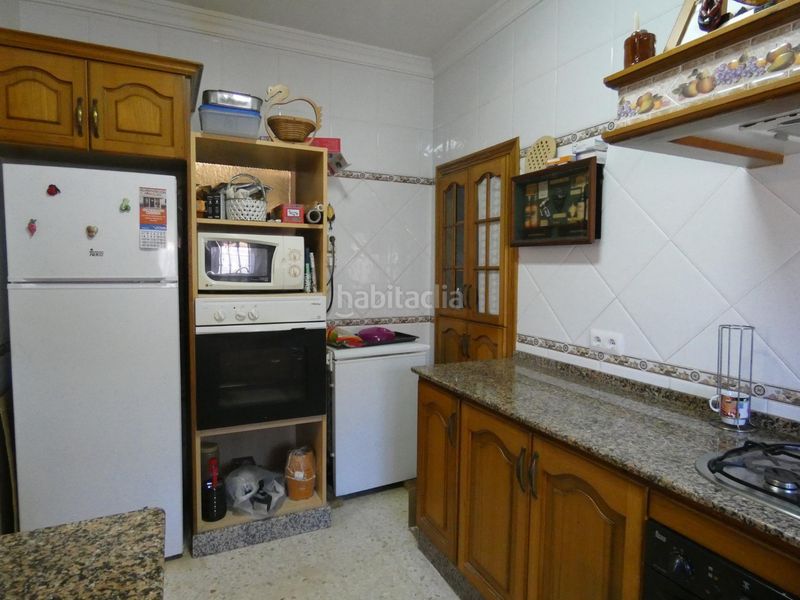 Foto 5a97e76f-55b9-498d-9da3-c7e9e6e7e817. Xalet amb piscina a Núcleo urbano Chiclana de la Frontera