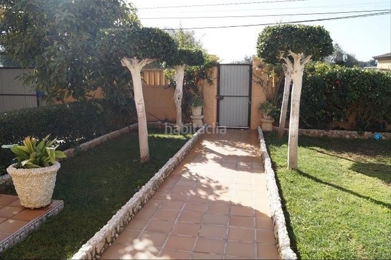 Foto 63f9ed8b-e6d5-45c5-8574-f166d258c354. Chalet mit parking in Las Lagunas - Campano Chiclana de la Frontera