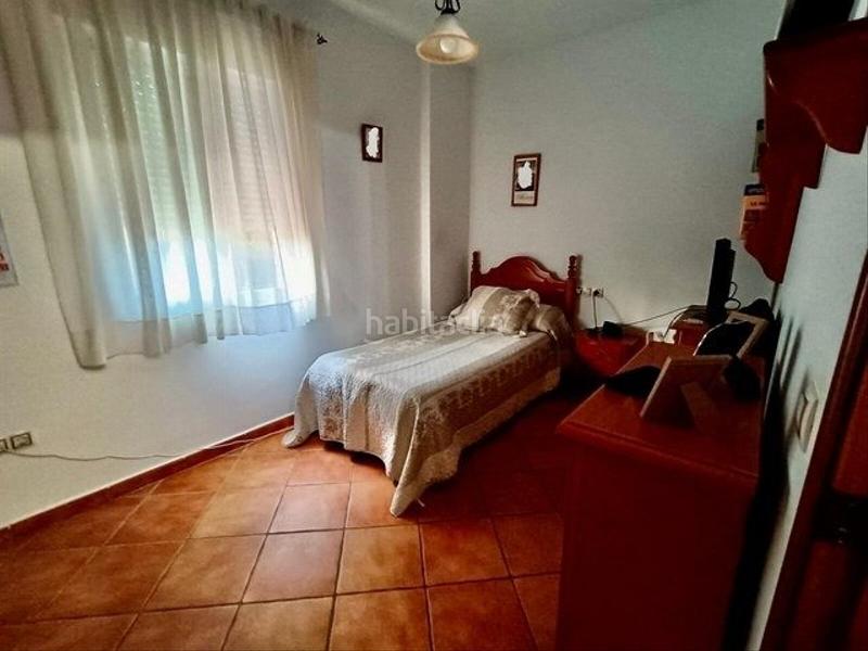 Foto 982ef2da-5f6e-40cc-be49-a2715b8fbbb7. Chalet mit parking in Las Lagunas - Campano Chiclana de la Frontera