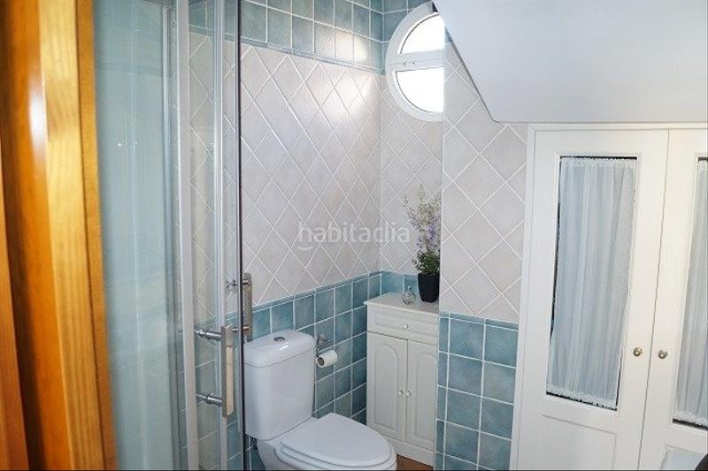 Foto c091b5ac-baad-41c0-ad3d-1098f542afdb. Chalet mit parking in Las Lagunas - Campano Chiclana de la Frontera