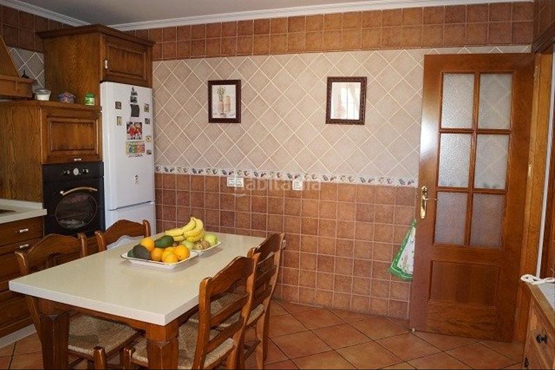 Foto c4003254-cb7f-4deb-8c75-55de623640fc. Chalet mit parking in Las Lagunas - Campano Chiclana de la Frontera