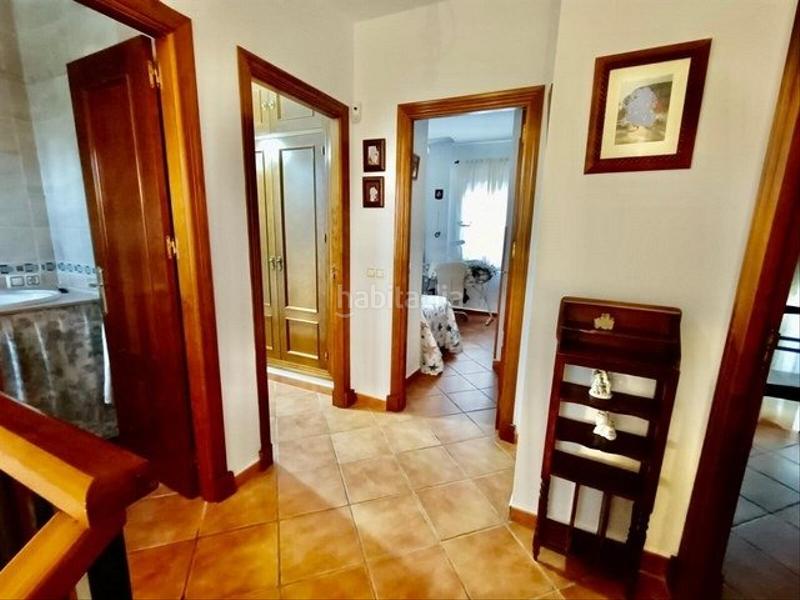 Foto e0c4b33e-c504-48d6-ad91-01bddc9fa9f1. Chalet mit parking in Las Lagunas - Campano Chiclana de la Frontera