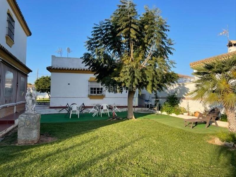 Foto 707ef6fd-4436-41ab-acfb-78e5f99d8140. Chalet in Las Lagunas - Campano Chiclana de la Frontera