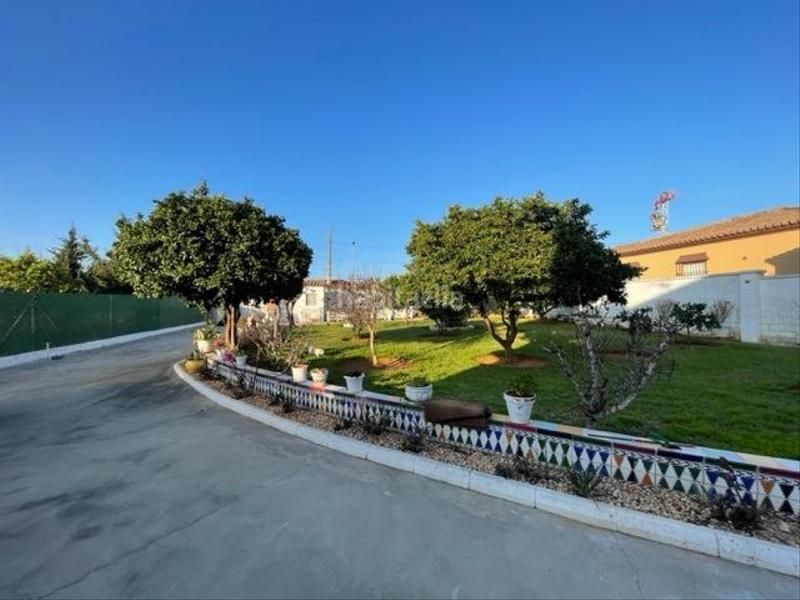 Foto 94609a20-d253-423c-ab41-61ad93b9727b. Chalet in Las Lagunas - Campano Chiclana de la Frontera