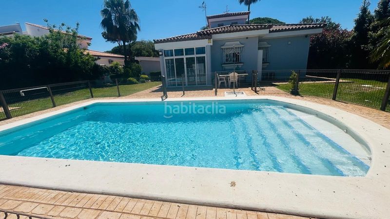 Foto a8ff0788-aed6-4f86-b584-b626855949b6. Xalet amb aparcament piscina a Sancti Pietri Chiclana de la Frontera