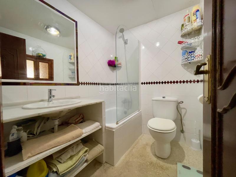 Foto 9c99c71b-b462-4099-a9ba-4cbf67374f6d. Casa a schiera con parcheggio piscina in San Andrés Golf Chiclana de la Frontera