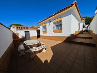 Chalet à La Barrosa. Chalet a 800 metros de la playa la barrosa