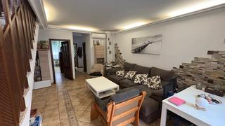Maison jumelée à La Banda - Campo de Fútbol. Casa unifamiliar de 3 dormitorios y patio en huerta del rosario