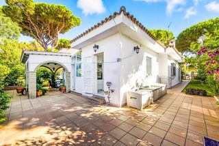 Xalet a Sancti Pietri. Chalet de 3 dormitorios en costa sancti petri