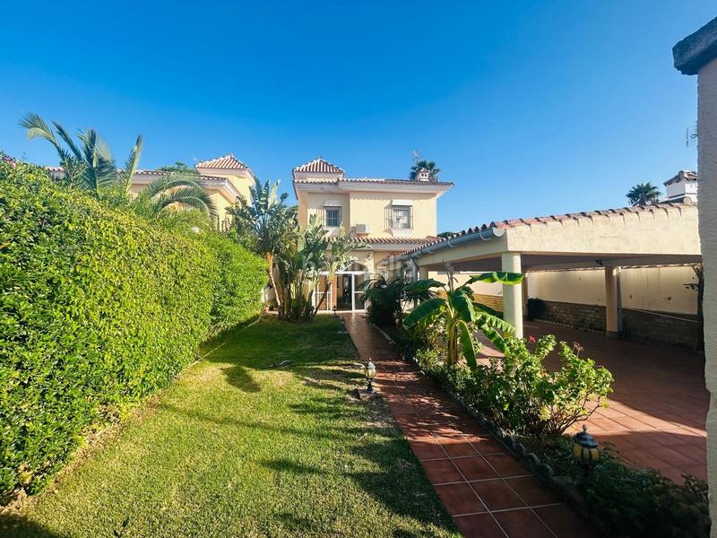 Foto 7ea233f1-fa56-4e16-976f-5ca041de4fe2. Chalet mit heizung pool in La Barrosa Chiclana de la Frontera