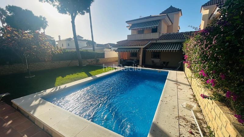 Foto b60cc939-ef03-48e0-8eec-94d1ebc9b67a. Chalet mit heizung pool in La Barrosa Chiclana de la Frontera