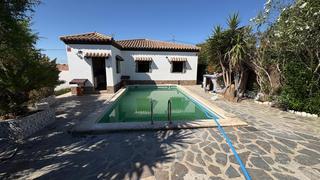 Chalet in Pelagatos - Pago del Humo. Chalet de 3 dormitorios y piscina en pago del humo