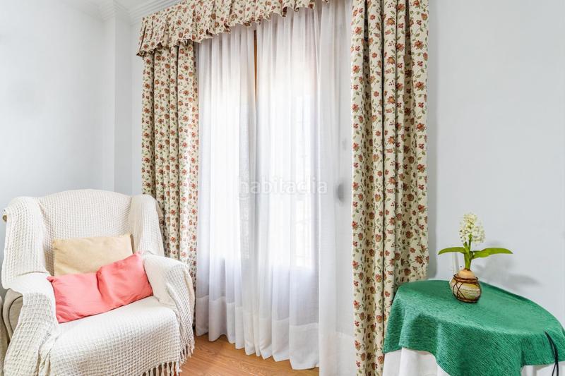 Foto be26b777-e6a7-4aee-831f-cda02973283f. Piso  de 4 dormitorios en reyes católicos en Núcleo urbano Chiclana de la Frontera