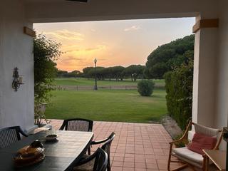 Casa adossada en Novo Sancti Petri. Unifamiliar de 3 dormitorios en novo sancti petri con vistas al