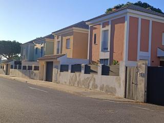 Reihenhaus in Las Lagunas - Campano. Unifamilar urbana en doña petra