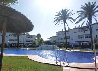 Appartement à La Barrosa. Apartamento en planta baja a 700 metros de la playa la barrosa