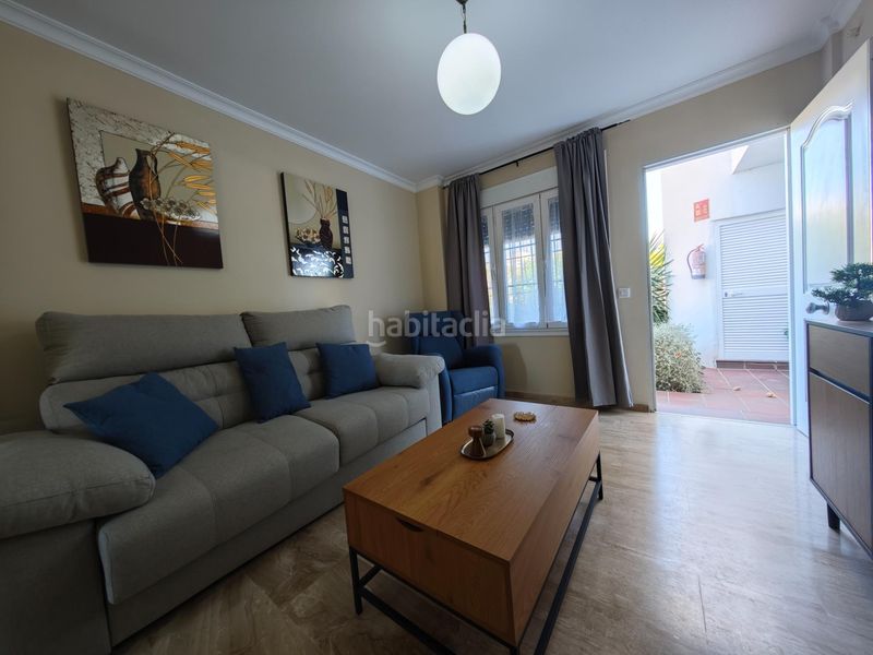 Foto f1a77ba4-7dbc-4878-9a51-004028706a68. Apartament amb piscina a La Barrosa Chiclana de la Frontera