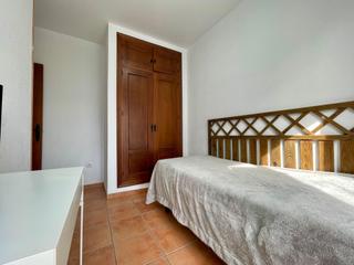 Appartement à Núcleo urbano. Piso de 2 dormitorios en el santo cristo