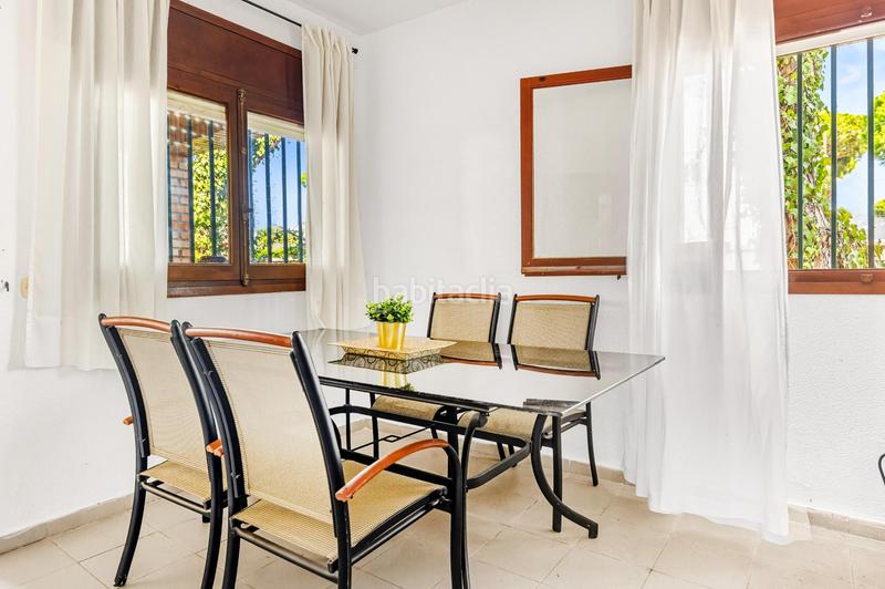 Foto d1cceae9-90d1-471e-b6f8-7fd947b7a9a2. Chalet avec parking dans La Barrosa Chiclana de la Frontera