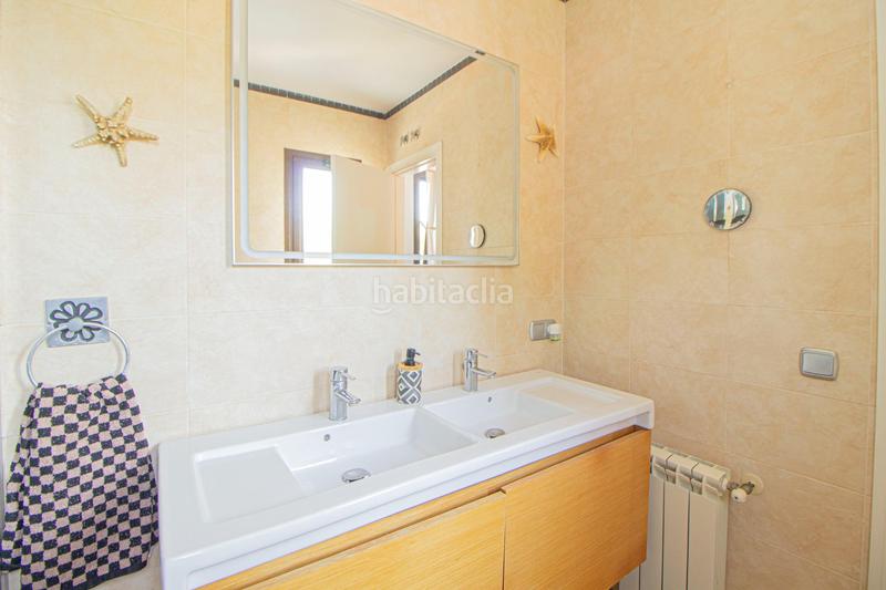 Foto 2b367783-5376-4bd9-925c-b69ceb385950. Chalet con riscaldamento piscina in Los Gallos Chiclana de la Frontera