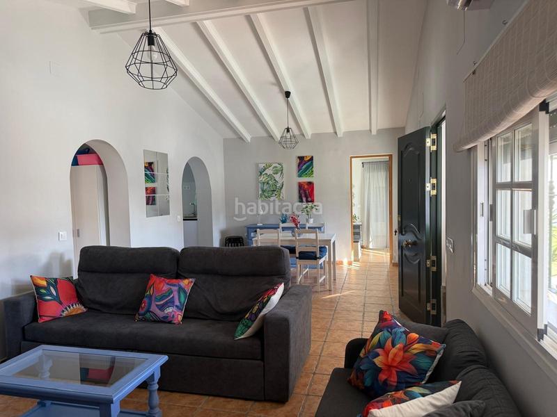 Foto 4b3bff69-adfc-4c6e-aaae-5a3cefe2d179. Chalet mit parking pool in Las Lagunas - Campano Chiclana de la Frontera