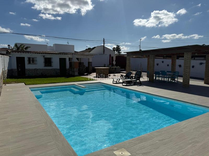 Foto 68562366-1d26-415c-8036-1b1fd74c194a. Chalet mit parking pool in Las Lagunas - Campano Chiclana de la Frontera