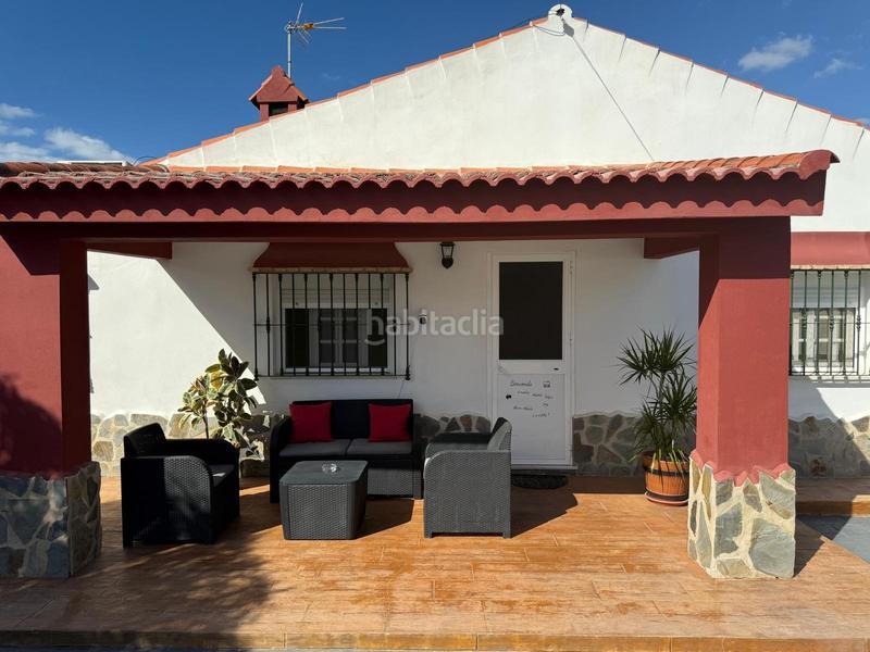 Foto 8606e168-e819-49a8-90da-5708e6ee3f47. Chalet mit parking pool in Las Lagunas - Campano Chiclana de la Frontera