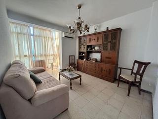 Etagenwohnung in Núcleo urbano. Piso de 3 dormitorios en fuenteamarga