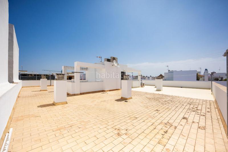 Foto 2a6d3cce-bdfd-4dee-9559-bc1260101ba8. Flat in Núcleo urbano Chiclana de la Frontera