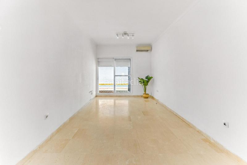 Foto d8607564-8ba3-47a4-ae74-406ef49261fa. Flat in Núcleo urbano Chiclana de la Frontera