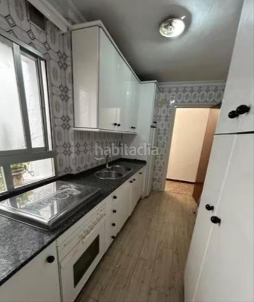 Foto d599b3ee-d278-428f-8b2e-568a2f4ce884. Flat in Núcleo urbano Chiclana de la Frontera