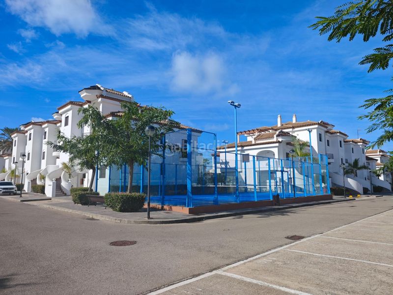 Foto d82edfc4-846a-4705-b1b8-488aef2da147. Apartament amb aparcament piscina a La Barrosa Chiclana de la Frontera