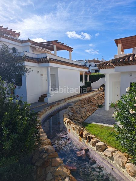 Foto f07cfef6-5699-4dfa-a555-1828817f87ac. Apartament amb aparcament piscina a La Barrosa Chiclana de la Frontera