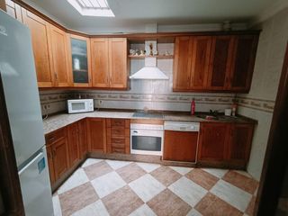 Casa adossada a La Banda - Campo de Fútbol. Oportunidad de dos casas en una