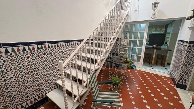 Foto 8bf71661-24bb-432c-be1d-8c80040ec67b. Casa adossada a La Banda - Campo de Fútbol Chiclana de la Frontera