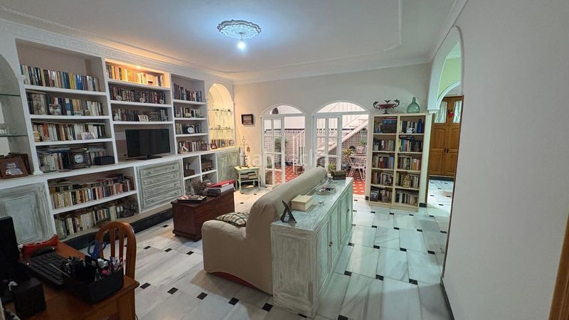 Foto aa33fdba-27a3-4965-baf1-be68c25cf737. Casa adossada a La Banda - Campo de Fútbol Chiclana de la Frontera