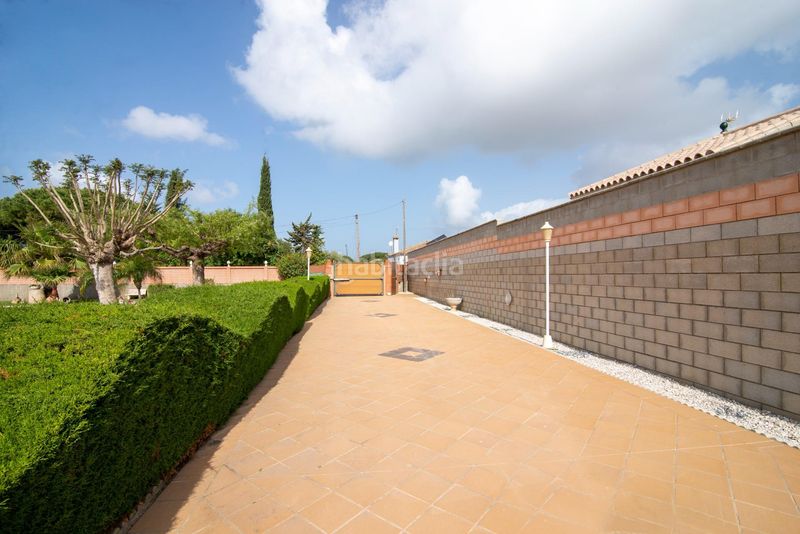 Foto 2cba0003-90f8-48c9-9a75-07ebcc3e0361. Xalet amb aparcament piscina a Las Lagunas - Campano Chiclana de la Frontera