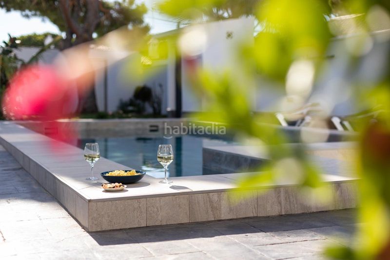 Foto fa7cce9e-b706-46c1-98b7-0d3fba8c21da. Xalet amb aparcament piscina a La Barrosa Chiclana de la Frontera