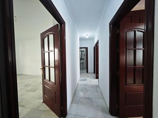 Pis a Núcleo urbano. Piso de 3 dormitorios en el centro