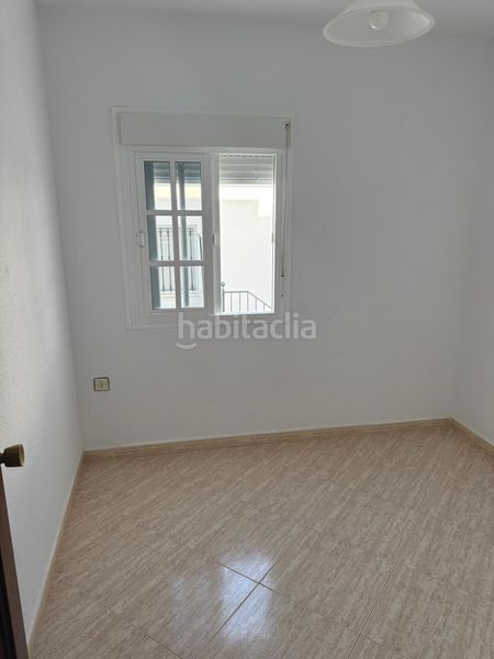 Foto 1fba22e4-abf7-4040-b642-82eb0b3b02c1. Casa adossada amb aparcament a Núcleo urbano Chiclana de la Frontera