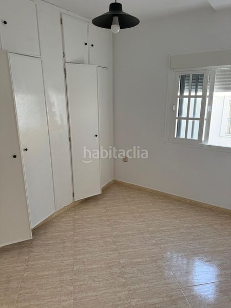 Foto 3000e1bf-59c1-41a4-ba8f-69d1be3e6053. Casa adossada amb aparcament a Núcleo urbano Chiclana de la Frontera