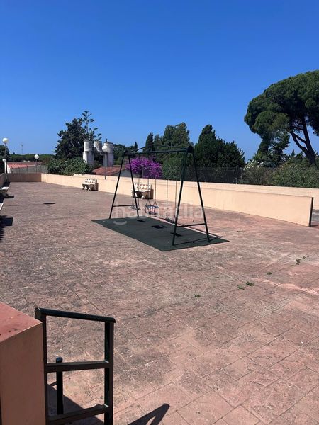 Foto 0c23ee4d-b190-47d1-996f-4b792b245da7. Apartament amb piscina a Los Gallos Chiclana de la Frontera