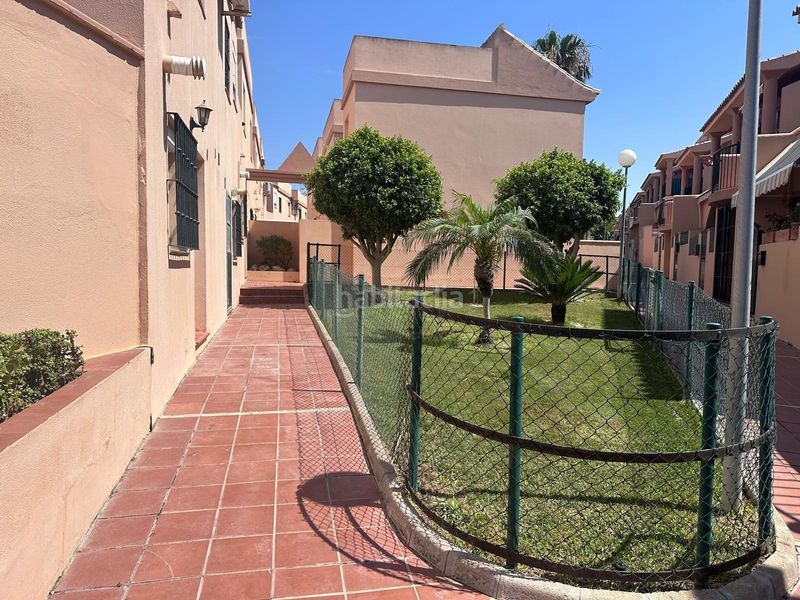 Foto 64f15c74-6845-4d70-9d68-53f47883fd9d. Apartament amb piscina a Los Gallos Chiclana de la Frontera