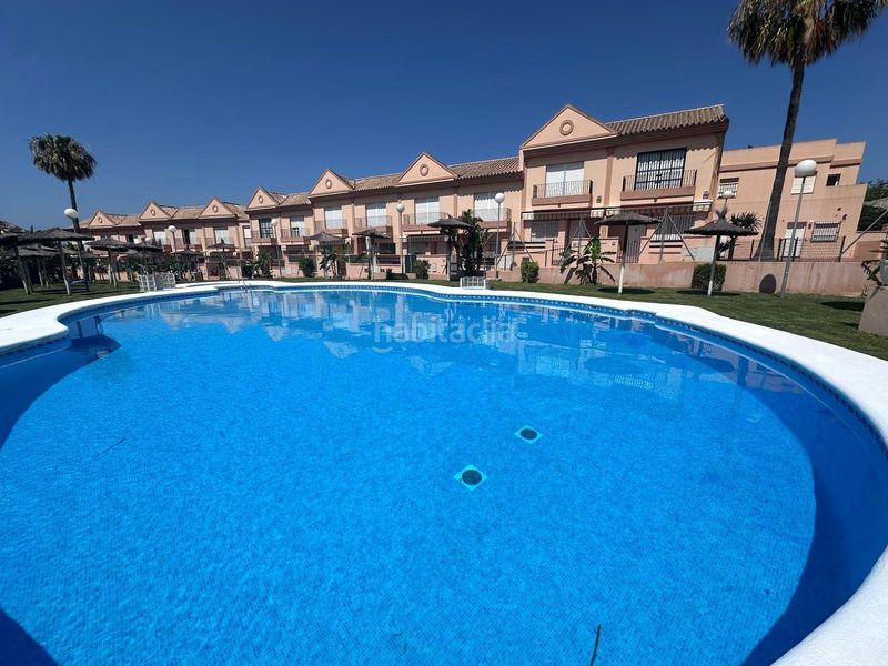 Foto 7f632e77-798c-4661-88ce-99a0492cdbdc. Apartament amb piscina a Los Gallos Chiclana de la Frontera