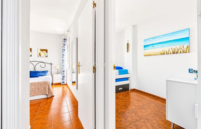 Foto 1078dd89-4184-4f36-8136-5473ca0bdaba. Apartament amb aparcament piscina a La Barrosa Chiclana de la Frontera