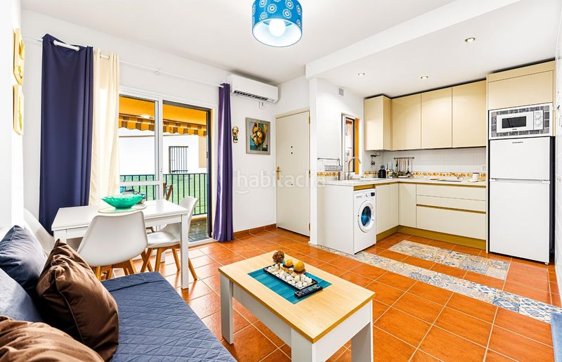 Foto 4c7b0130-1f26-48a1-adae-2388bc8c1529. Apartament amb aparcament piscina a La Barrosa Chiclana de la Frontera