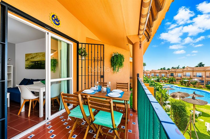 Foto 53ebf995-6462-4680-8c47-9c1dbc2dfe7e. Apartament amb aparcament piscina a La Barrosa Chiclana de la Frontera