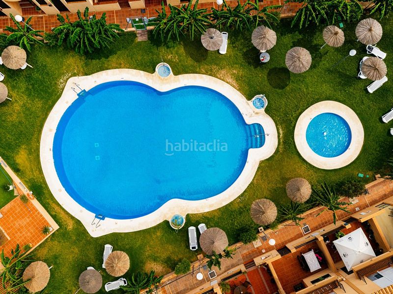 Foto c4e1b6a6-ebd2-43af-a1f0-c5bf2302ddb4. Apartament amb aparcament piscina a La Barrosa Chiclana de la Frontera