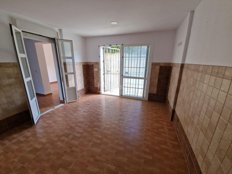 Foto a3ca8c03-97aa-4856-9785-d848b22ab07b. Xalet amb aparcament a Núcleo urbano Chiclana de la Frontera