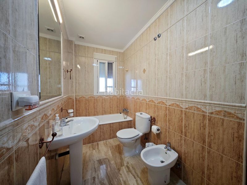 Foto f620bdf7-0685-433d-8049-9157bb5cc4bd. Flat in travesía alameda de solano 28 in La Banda - Campo de Fútbol Chiclana de la Frontera